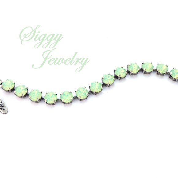 Swarovski® Crystal Mint Chrysolite Opal Bracelet - Picture 7 of 9